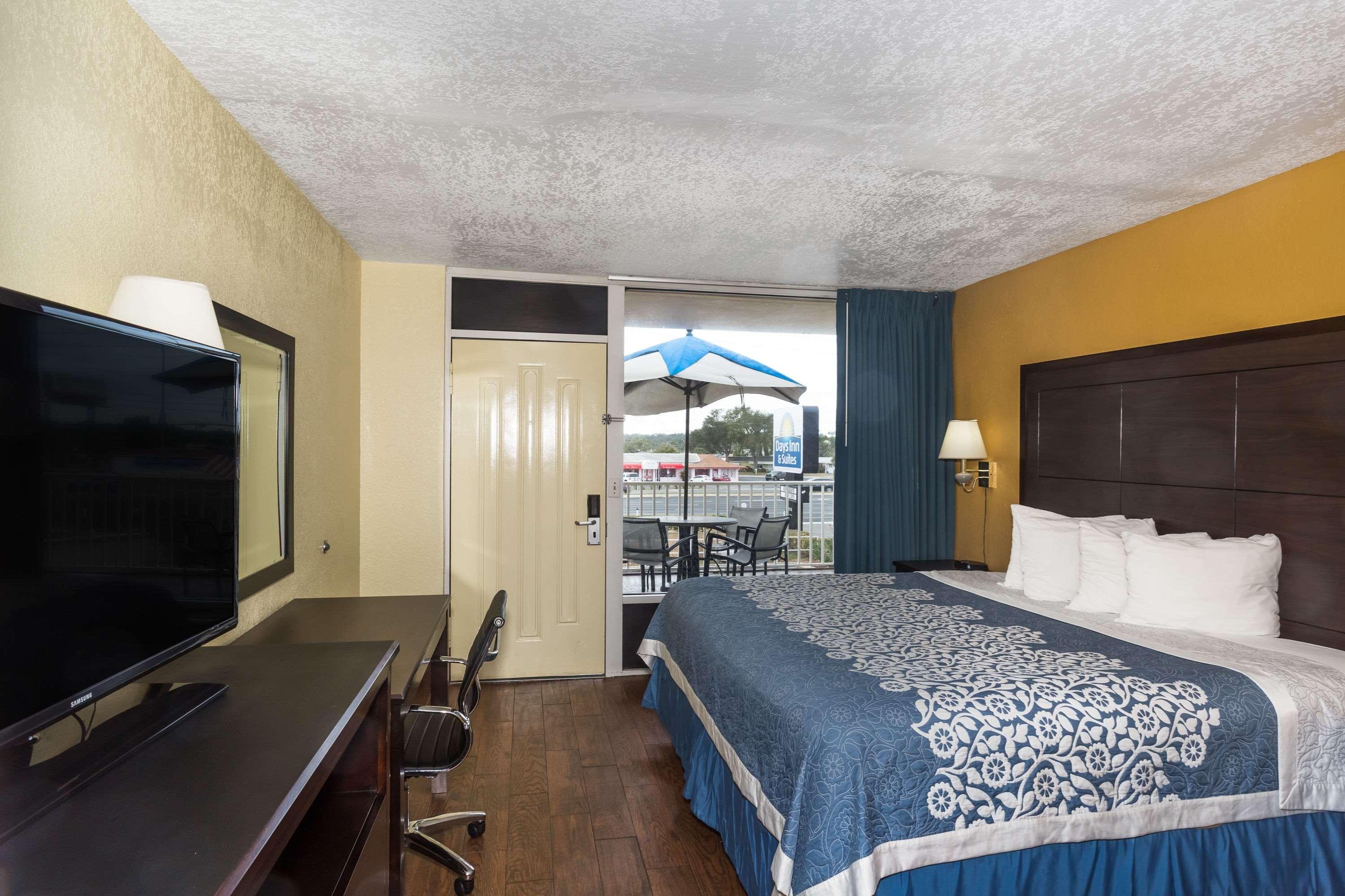 Days Inn & Suites By Wyndham Port Richey Eksteriør bilde