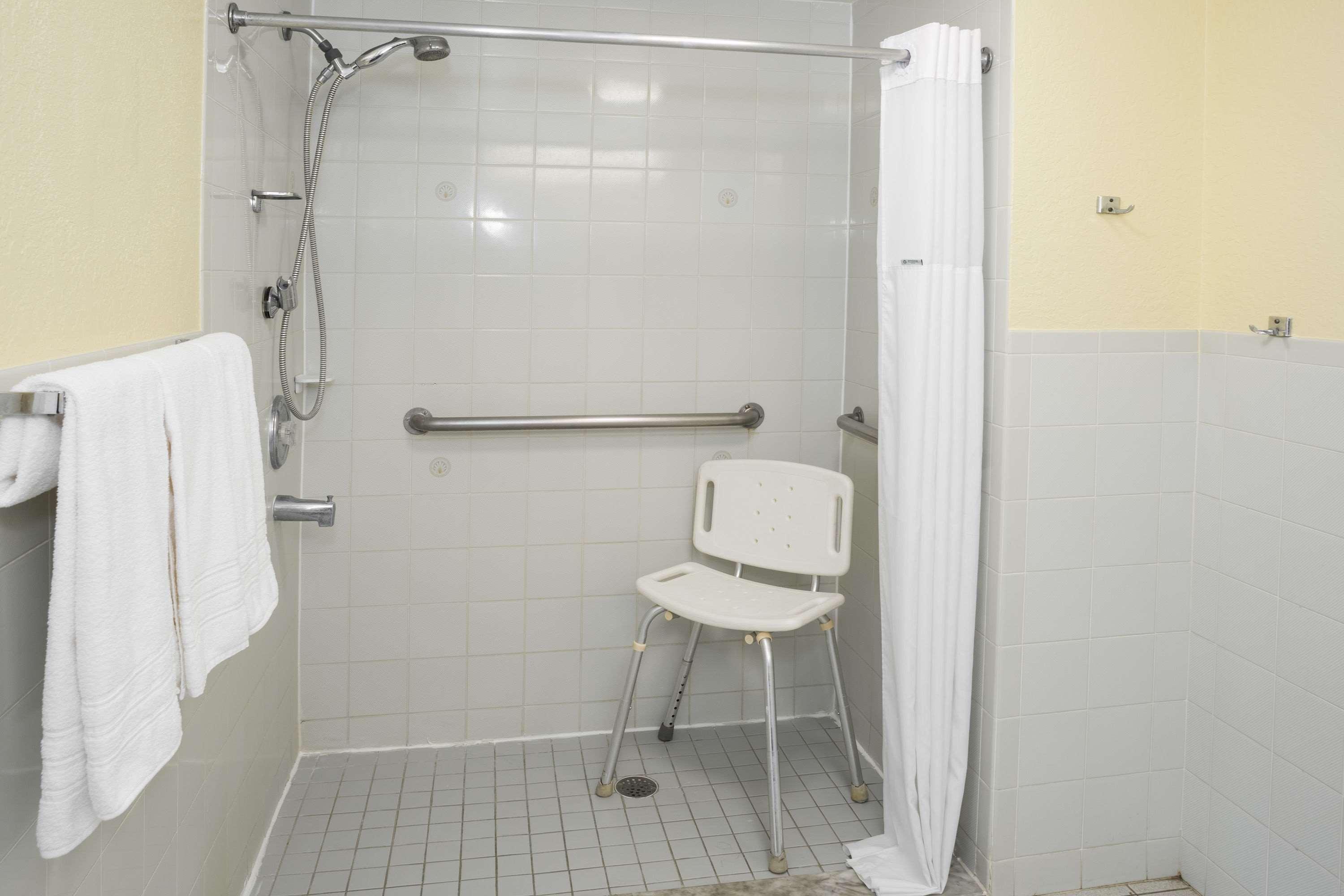 Days Inn & Suites By Wyndham Port Richey Eksteriør bilde